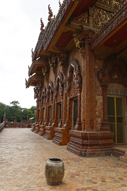 Wat Phu Khao Kaew-034